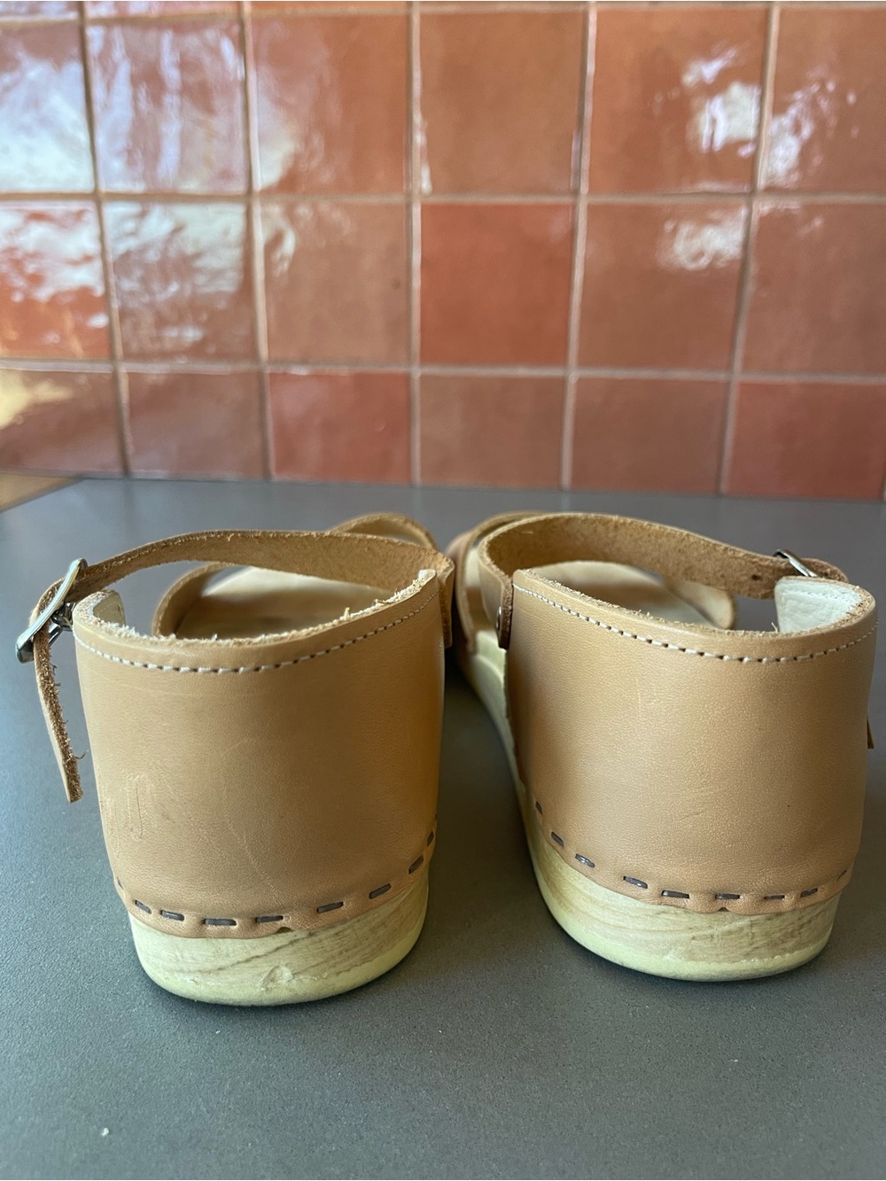 No. 6 clog Sandals - Picture 2 of 4